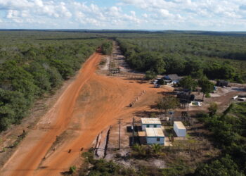 Propriedade rural com ponto comercial à venda na BR-174 — Vilhena/RO
