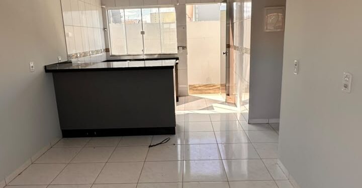 🏡 CASA À VENDA | RESIDENCIAL ALPHAVILLE I 📍 Vilhena – RO 📌 Próxima à faculdade UNINASSAU
